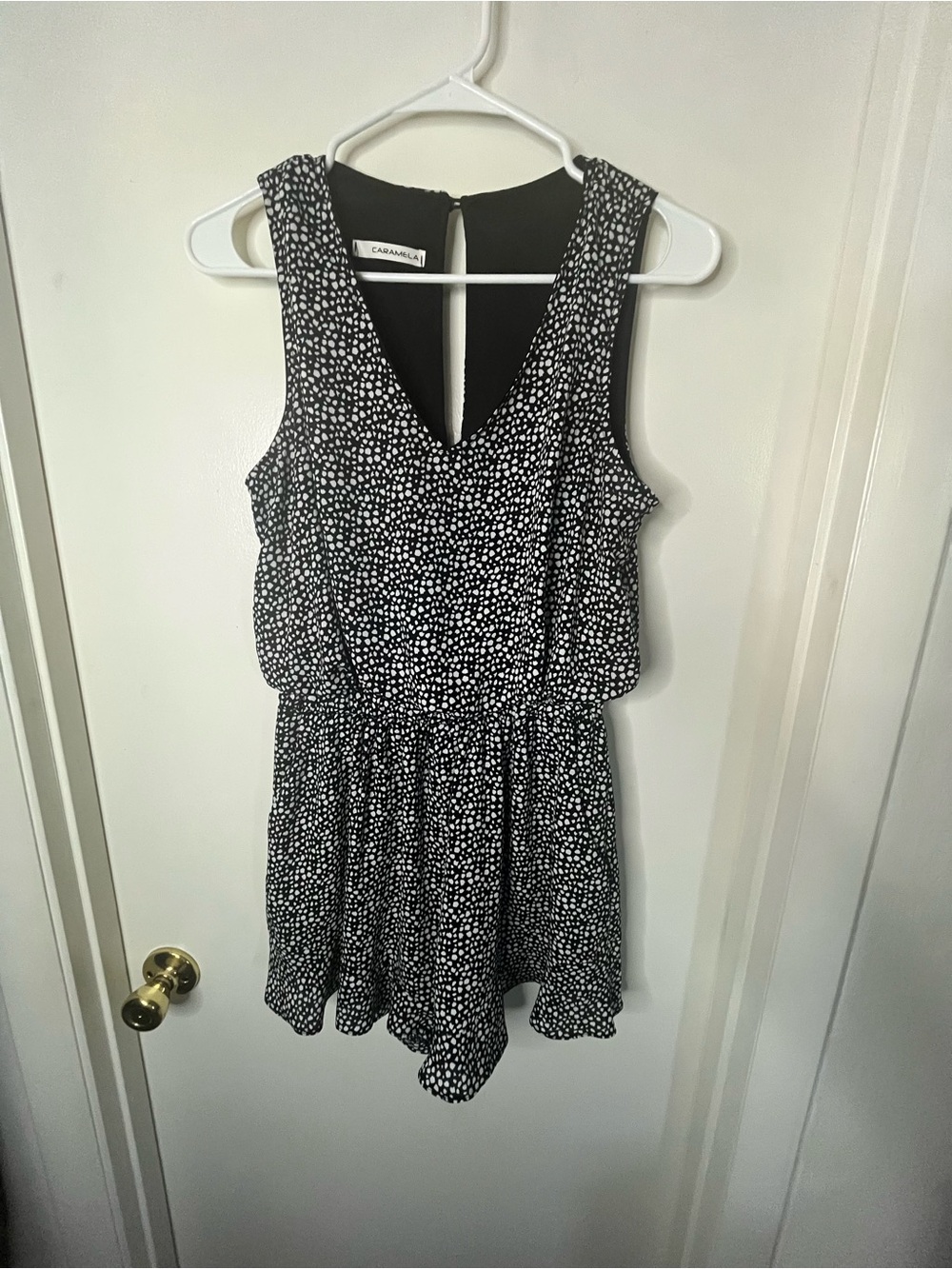 Women’s Black & White Printed Sleeveless Romper - Picture 2 of 5